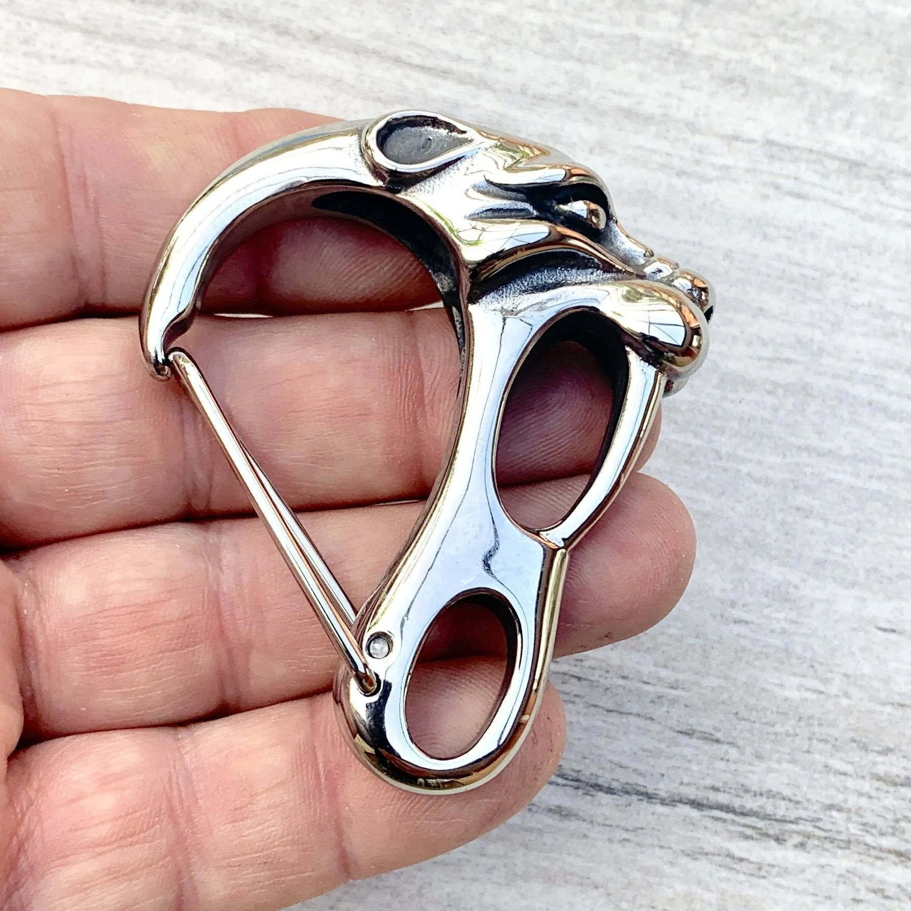 Belt Clip / Clasp - Sabor Toothed Tiger - Upgrade Your Wallet / Key Chain - WCC-05